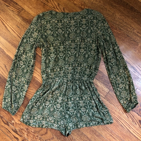 Forever 21 Romper - Picture 4 of 6